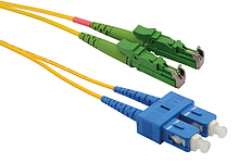 Patchcord światłowodowy 9/125 E2000apc/SCupc SM OS 1m duplex SXPC-E2000/SC-UPC-OS-1M-D - Solarix - Patchcordy