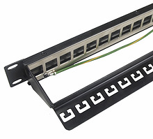 Product 19" uniwersalny modularny nieobłożony patch panel Solarix 24 porty 1U czarny SX24M-0-STP-BK-UNI - Solarix - Patch panele